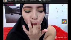 Arab Hijabi thumbnail