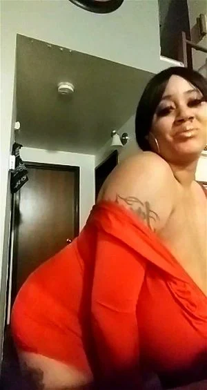 Roxi Red thumbnail