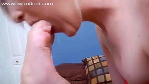 Holly needs her feet now!: Blonde, Fansly & Lesbian Porn - SpankBang