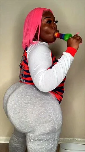 Fye Bottom Ebony BBW thumbnail