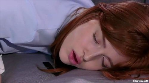 Ejaculating Lesbians: Doggy, Missonary & Blonde Porn - SpankBang