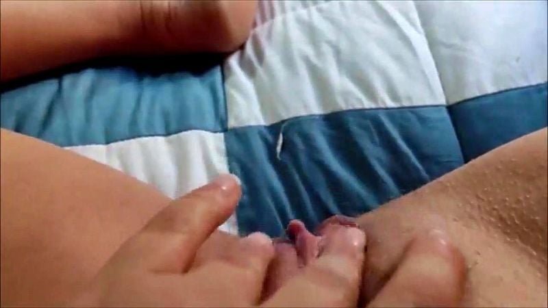Teen squirts on her lover's mattress Teen squirts on her lover's mattress