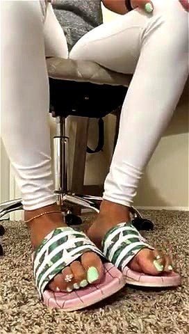 Ebony feet teasing