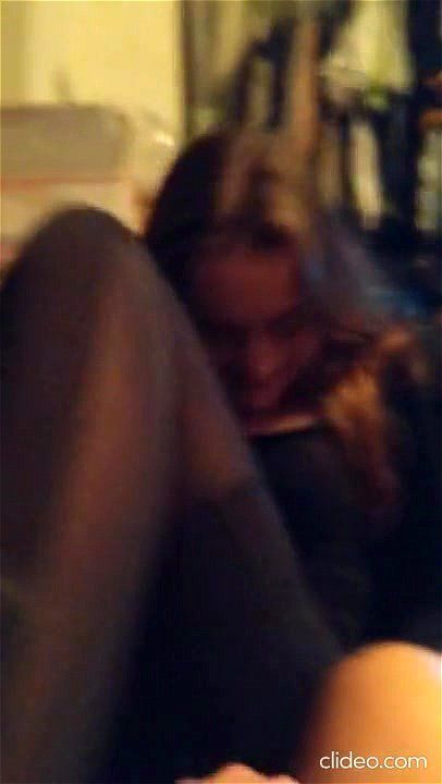 Footjob - who is she? Porn - SpankBang