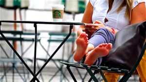 candid feet thumbnail