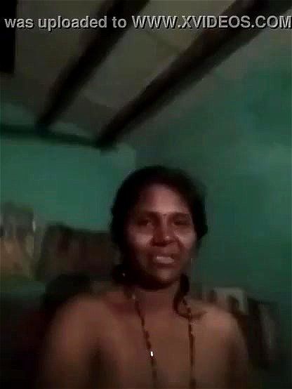 Mature woman gives it a go: Milf, Softcore & Mature Amateur Porn