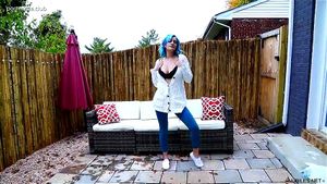 Watch from 0:00:52