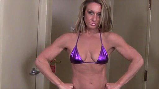 Karen flexing Karen flexing