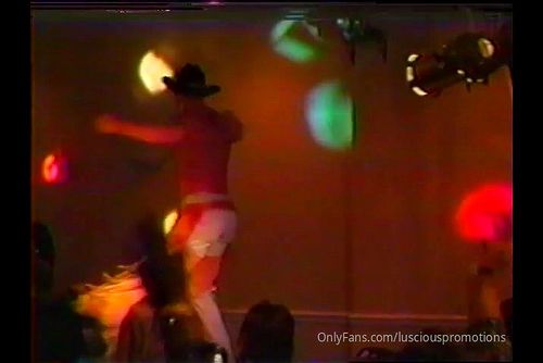 male stripper: Onlyfans, Solo & Striptease Porn - SpankBang