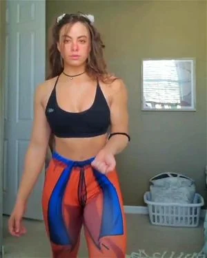 Sexy muscular girl