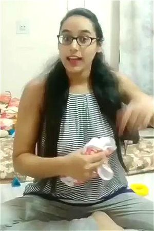 Watch Indian no bra - Boobs, No Bra, Nipples Porn - SpankBang