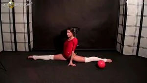 Hottest Mixed Girl Stretching Video Ever - Who Is This Goddess??? DM ME $1,000,000 REWARD