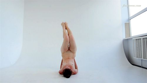 Flexible Gymnast thumbnail