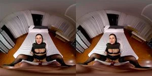 VR latina thumbnail