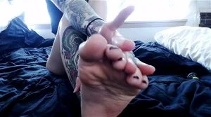 joi feet