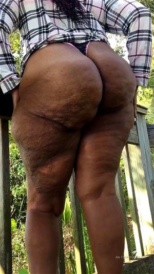 Ebony Milf with a phat ass