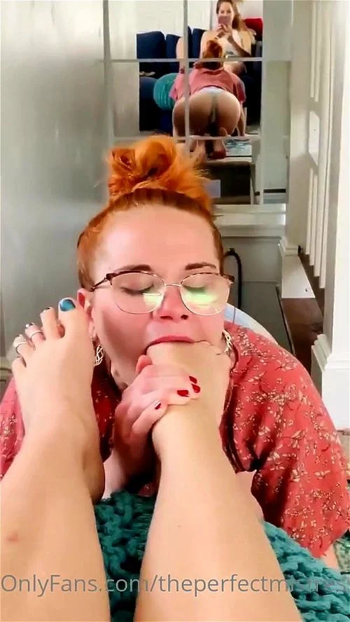 Lesbian foot fetish  thumbnail