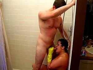 Shower fucking in lingerie and yellow rubber gloves