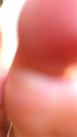 Giantess thumbnail