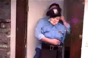 policewomen thumbnail