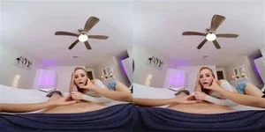 Sexy lips VR thumbnail