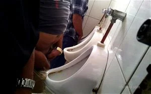 Urinal Hunter thumbnail