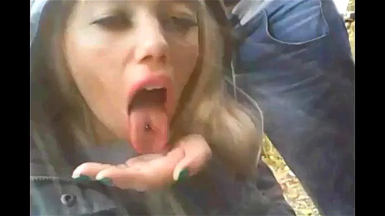 teen hooker sucks teen hooker sucks