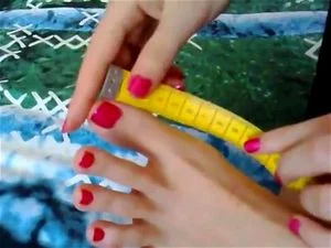 Long Toe Show thumbnail