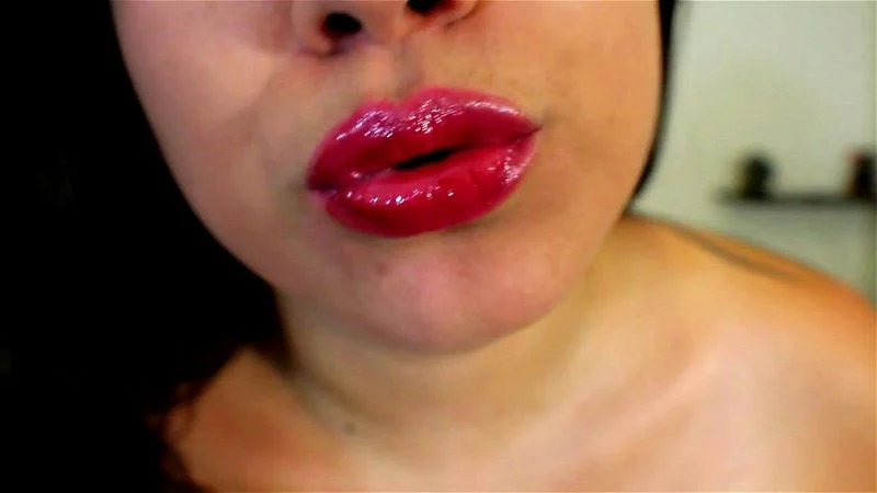 BBW Kisses BBW Kisses