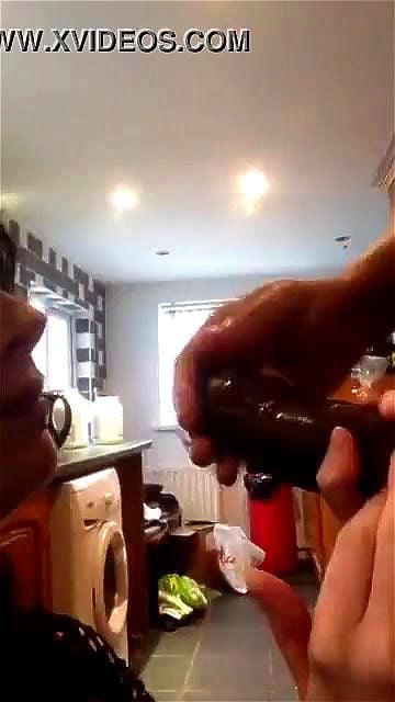 White slut sucks bbc White slut sucks bbc