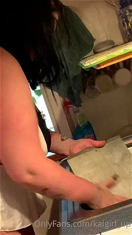 Watch from 0:05:49