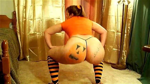 VP Halloween Twerk