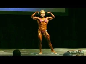 SUPER RIPPED FEMALE BODYBUILDERS