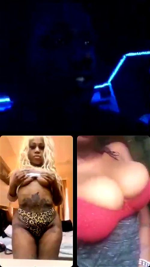 Hot babes teasing on cam: Amateur, Big Boobs & Ebony Porn - SpankBang