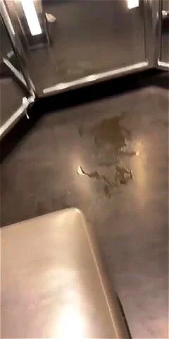 Fast rough dildo fucking thumbnail