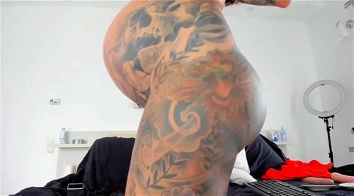 tattooed women, cam, pregnant mom, big tits