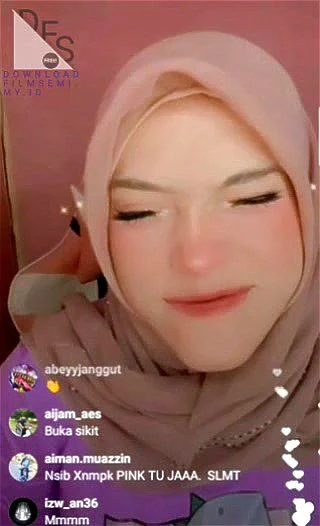Jilbab Cantik Pamer Toket Gede 2021