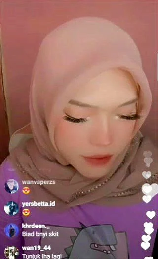 Jilbab Cantik Pamer Toket Gede 2021