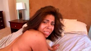 Latina thumbnail