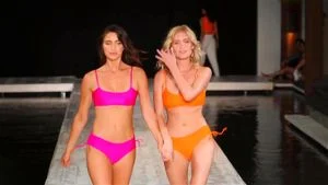 Watch from 0:01:57