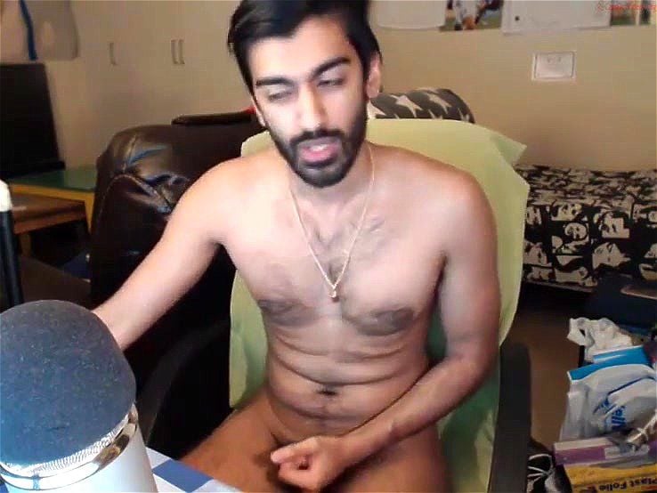 Sexy Indian sings