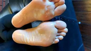 Feet thumbnail