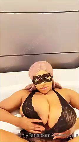 Big boobs Nigerian Dubai ashawo