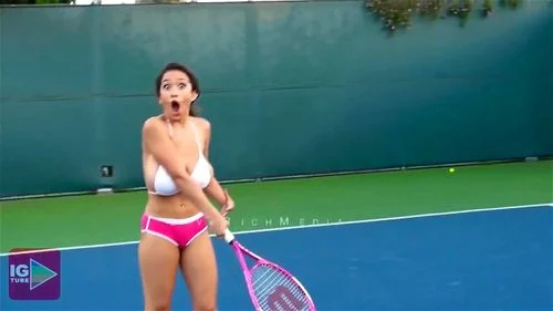 Big tits plas tennis