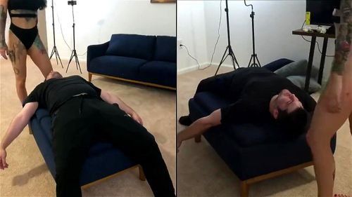 ヘッドシザー エロ動画 - SpankBang