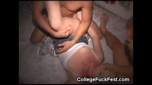 College Fuck Fest уменьшенное изображение