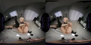 lil blondes thumbnail