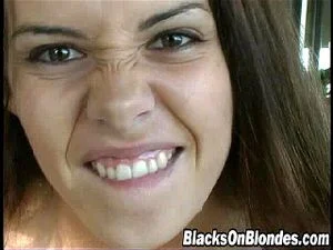 BlackonBlonde- Amy