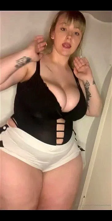 jiggly booty, bww, jiggle, big boobs