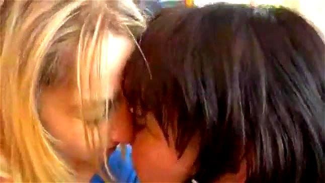 bestfriends have some lesbian fun bestfriends have some lesbian fun